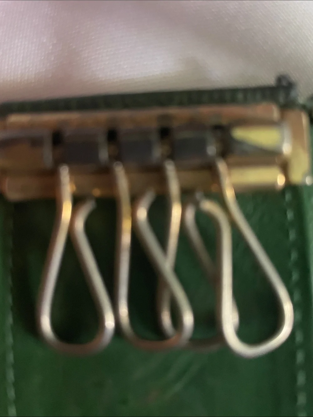 Louis Vuitton compact louis